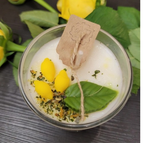 Candela artigianale ecologica in cera di soia con contenitore di vetro