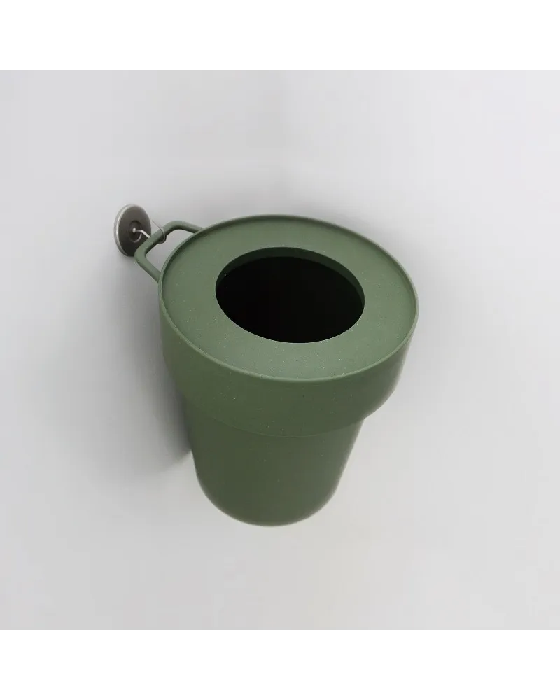 cestino per rifiuti dal design elegante disponibile in due misure