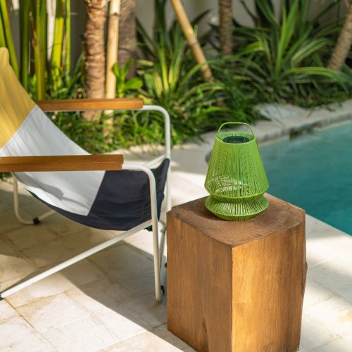 paralume in plastica riciclata fatto a mano