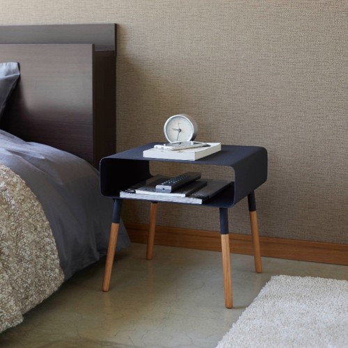 tavolino basso di design, compatto ed elegante