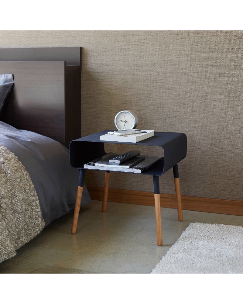 tavolino basso di design, compatto ed elegante