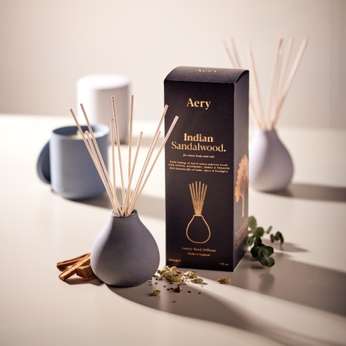 diffusore a bastoncini con fragranza intensa e meditativa per spazi calmi e bilanciati