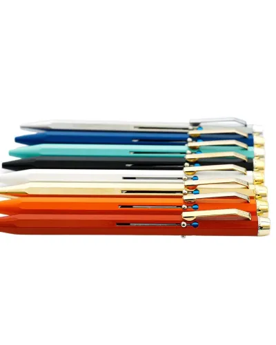 penna a sfera in metallo con 4 diversi colori per uso personale, per ufficio o come regalo dal gusto retrò