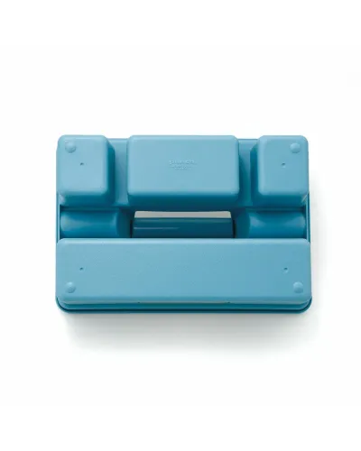 organizer compatto ispirato alla cassetta degli attrezzi per tenere in ordine oggetti di uso quotidiano