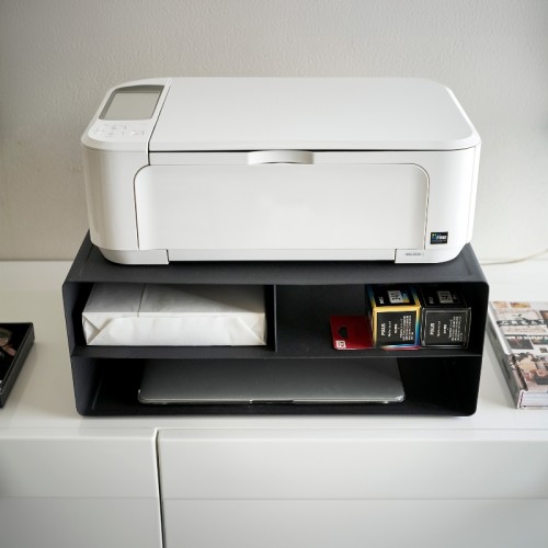 Tower Yamazaki supporto per stampante, fax o notebook, con struttura in acciaio e design minimalista