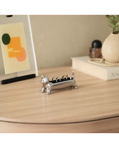 Designer cat-shaped ring holder, perfect as a gift
