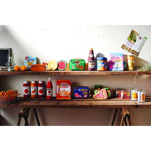 Idee regalo divertenti: astucci e contenitori per penne e oggetti