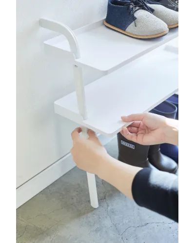 scarpiera Yamazaki compatta e funzionale per le scarpe dei bambini