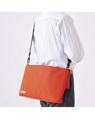 Durable B4-A4 shopping bag with handles and shoulder strap loops