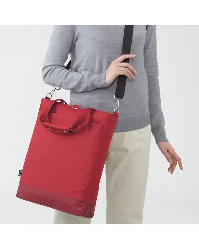 Laptop bag convertible into a backpack with shoulder strap rings
