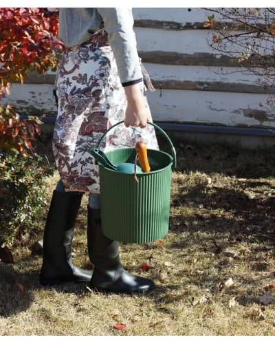 multipurpose containers: stool, gardening, outdoor box and toolbox; suitable for indoor or outdoor use