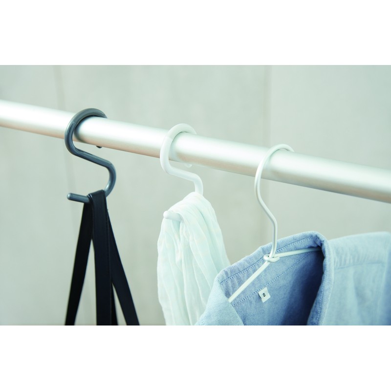 gancio resistente e flessibile per tenere le borse e i vestiti