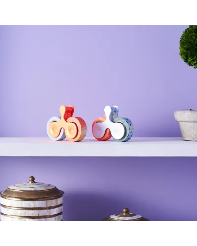 desktop adhesive tape dispenser