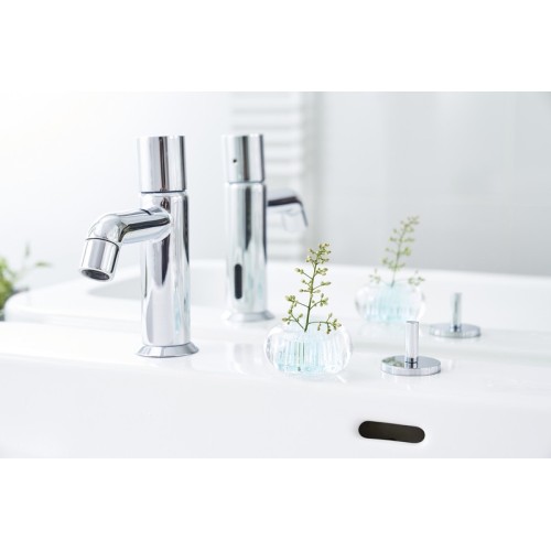 compact glass flower vase