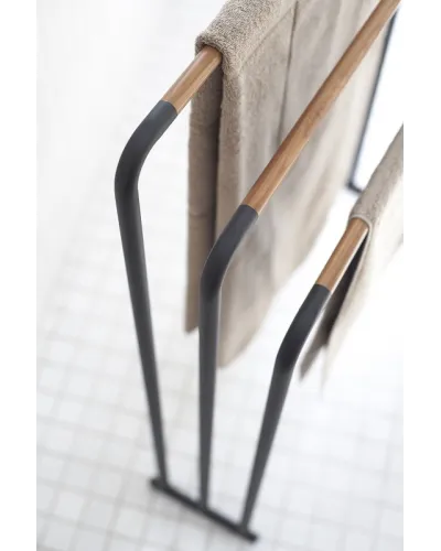 support for drying clothes and towels