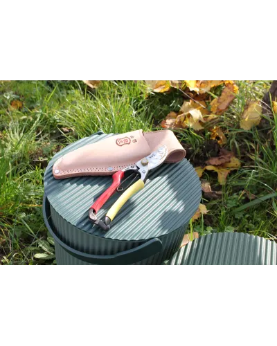 Portaforbici artigianale