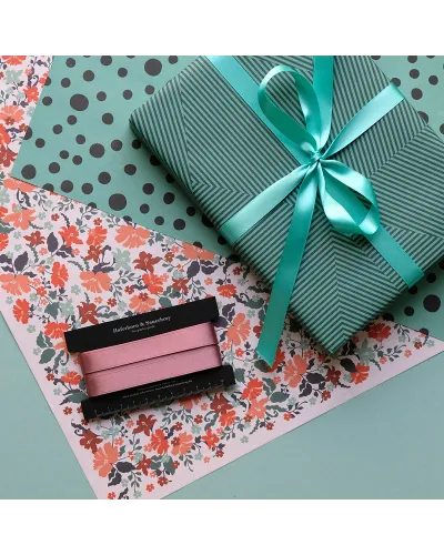 Elegant wrapping paper