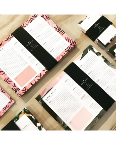 elegant and useful desk planner