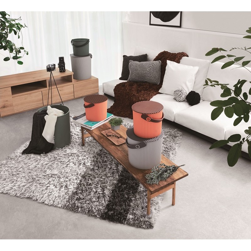 Secchiello multiuso: portaoggetti, sgabello per casa e ufficio