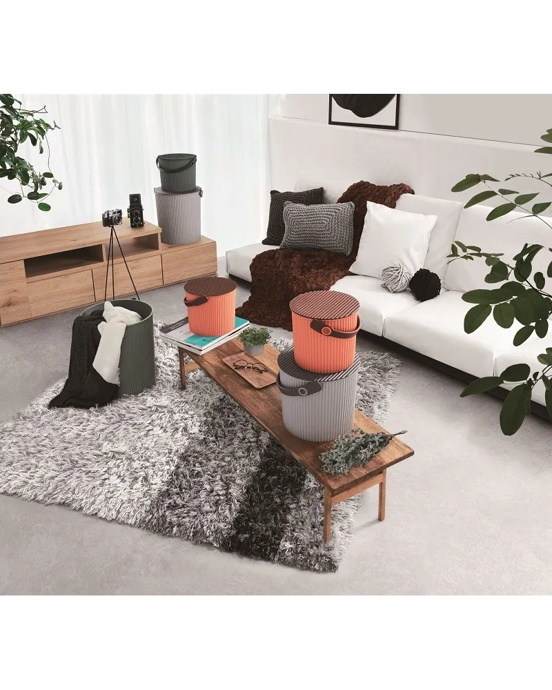 Multi-purpose storage: bucket with lid, stool for office, home