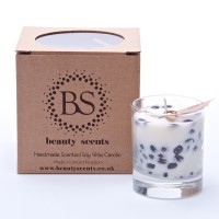 Eco-friendly handmade soy wax candle with glass container