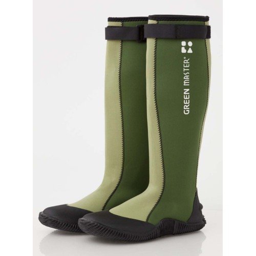 Lightweight and comfortable waterproof rubber boots green