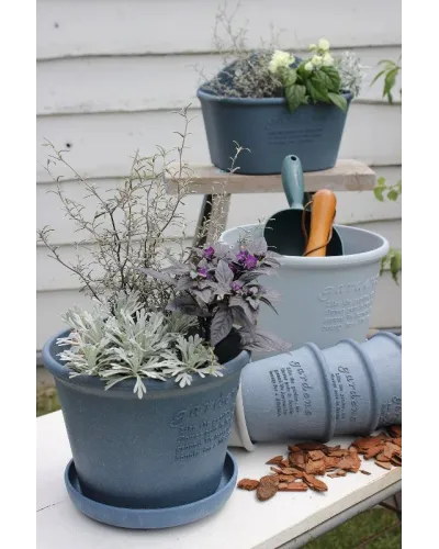 round pot with saucer in eco-sustainable plastic