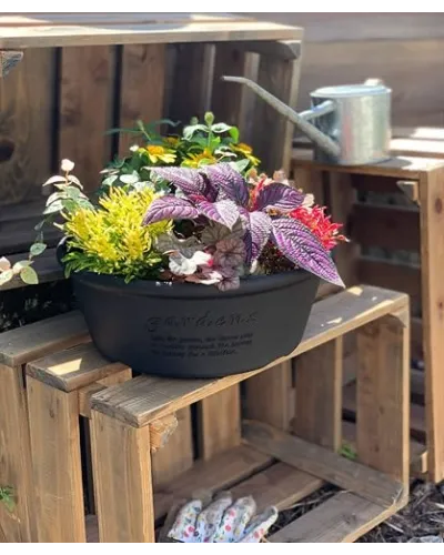 fioriera Hachiman in plastica con sottovaso per piante e fiori