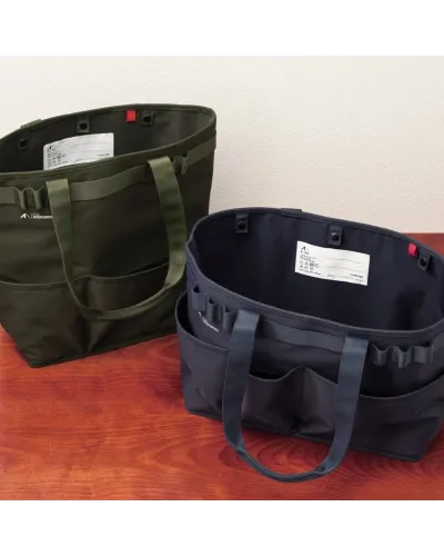 Borsa per attrezzi e PC leggera ma di grande capacità, comoda e con base rigida