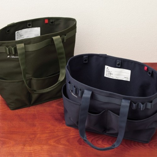 Lightweight yet large capacity, comfortable and rigid base tool and PC bag