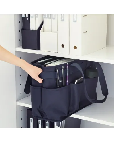 Borsa per attrezzi e PC leggera ma di grande capacità, comoda e con base rigida