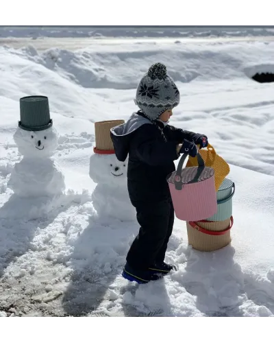 Stackable bucket that can be used as a container with a lid