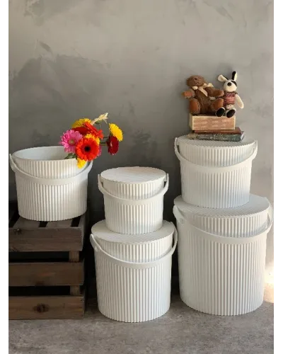 Secchio portaoggetti impilabile