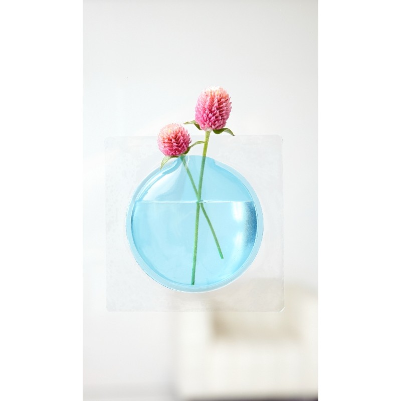 small decorative vase for windows and mirrors