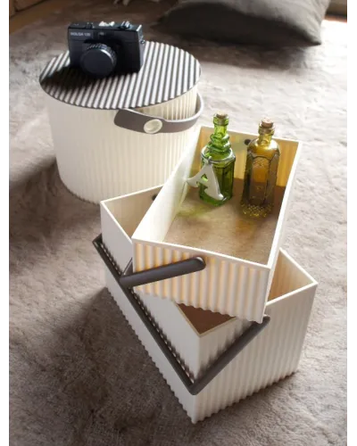 Scatola impilabile portaoggetti