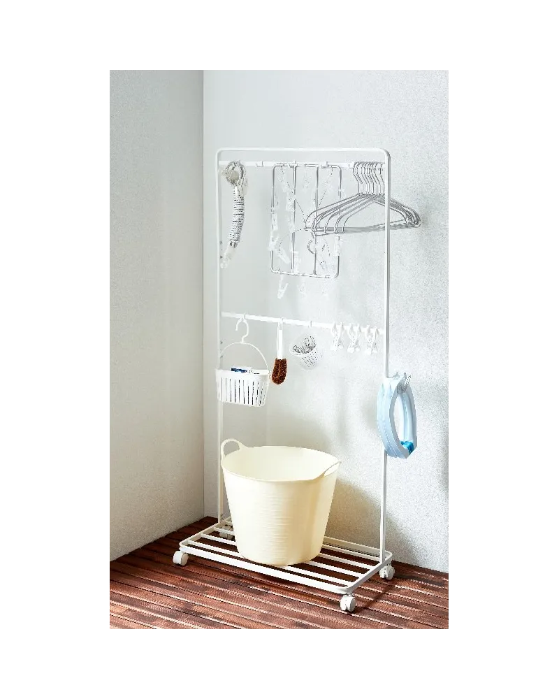 space-saving storage rack with wheels