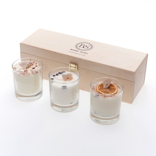 gift set of eco-friendly handcrafted candles in soy wax