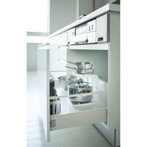 shelf for pots and pans