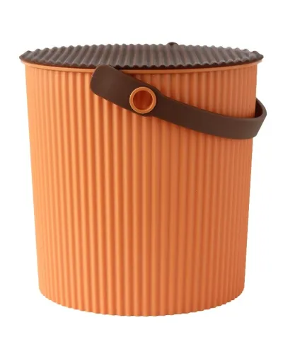 Secchiello multiuso: portaoggetti, sgabello per casa e ufficio