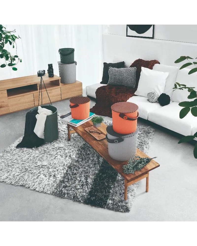Secchiello multiuso: portaoggetti, sgabello per casa e ufficio