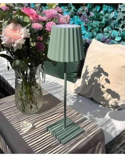 Lampada a LED ricaricabile per tavolo e pavimento