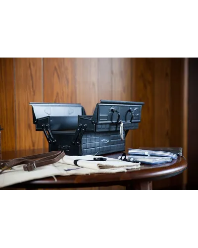 Toyo steel toolbox