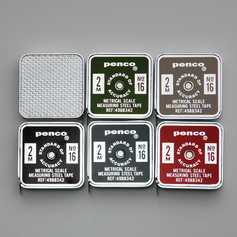 il metro tascabile Pocket Measure di Penco ha forma compatta e design giapponese