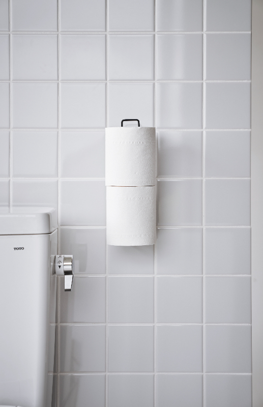 portarotolo in acciaio resistente, elegante e facile da pulire